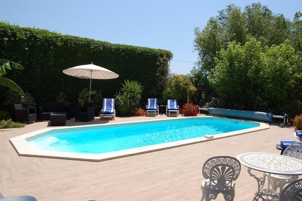 Chambre Seville - Mas Saint-Louis - Piscine Chauffee Aigues-Mortes Eksteriør bilde