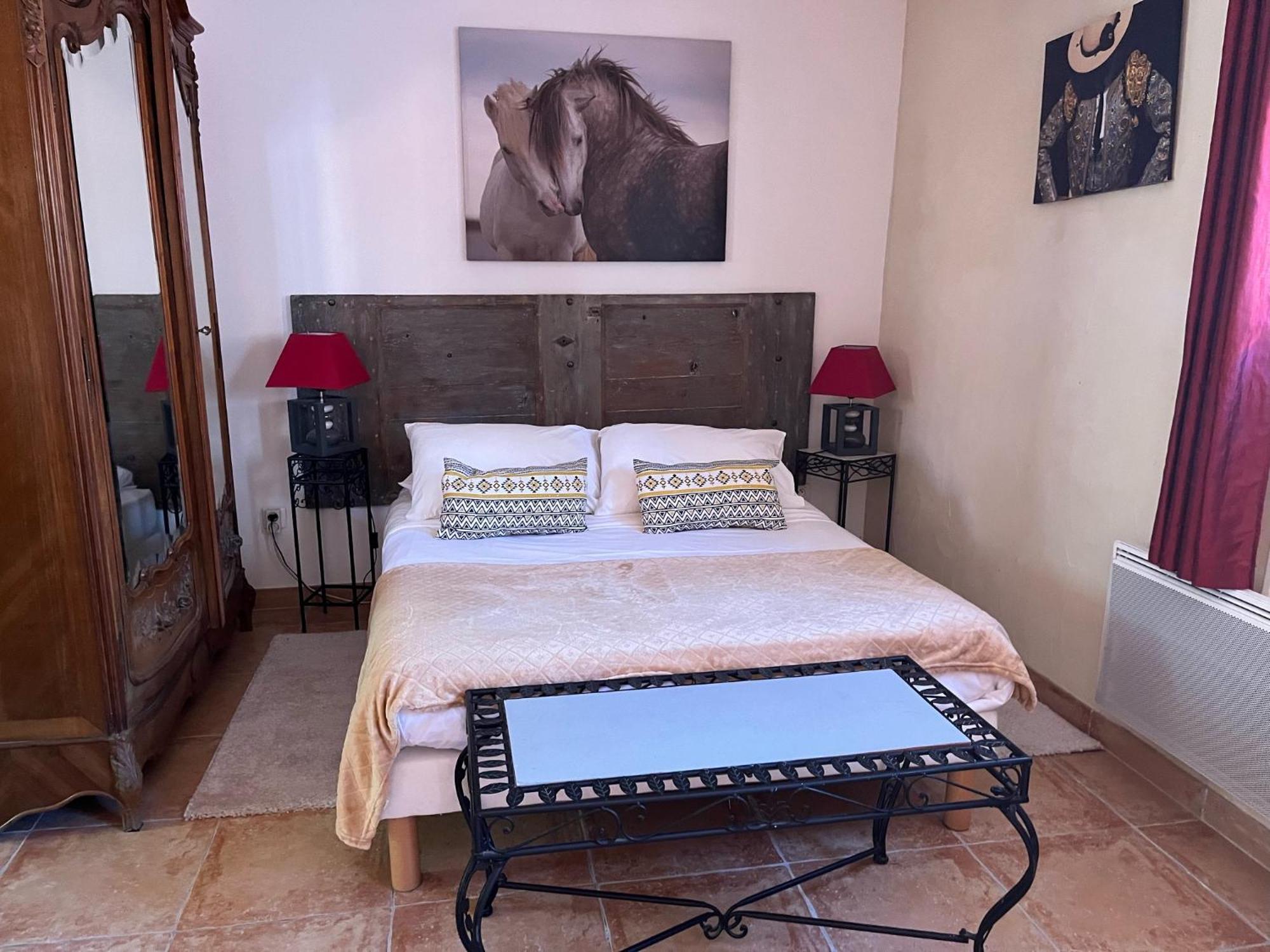 Chambre Seville - Mas Saint-Louis - Piscine Chauffee Aigues-Mortes Eksteriør bilde